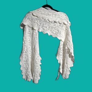 White Crochet Floral Scarf Shawl Cover Boho Wedding Gma Core Hand Knit FLAWS